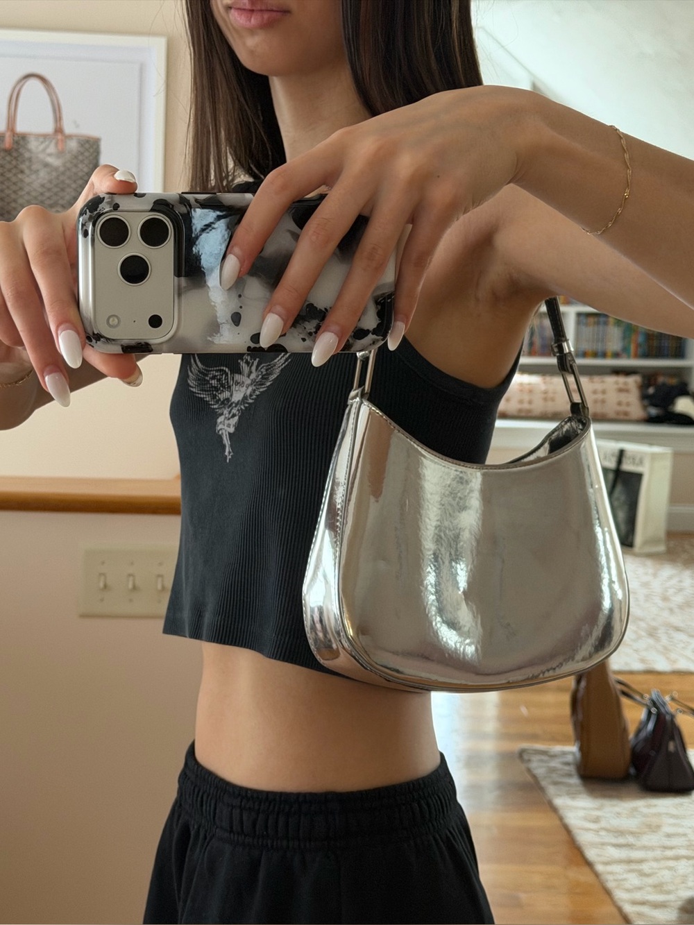 Urban Outfitters Silver Chrome Shoulder Bag - Picture 6 of 6